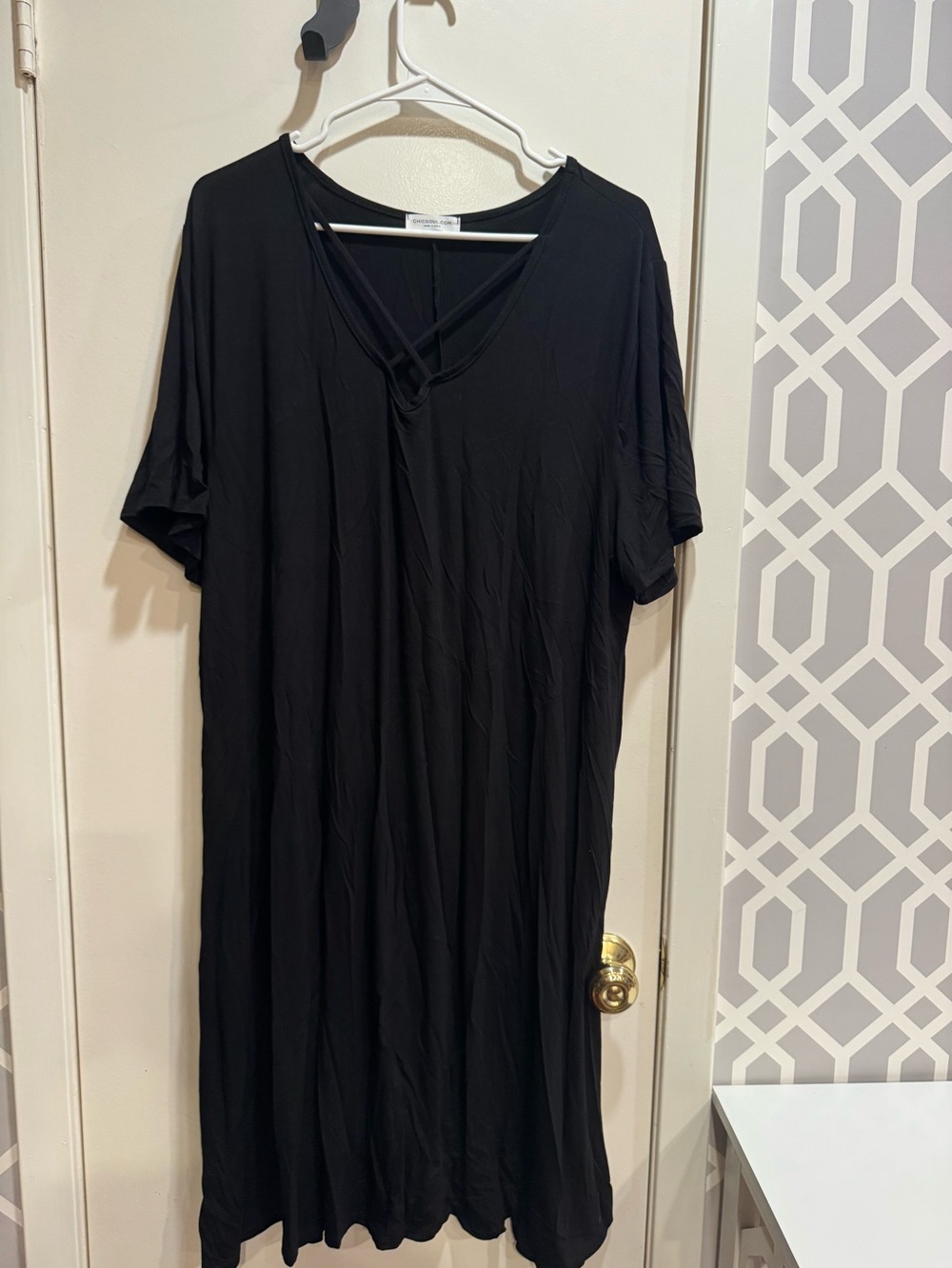 3X Chic Soul Black Midi Dress with V-Neck Strap Detail